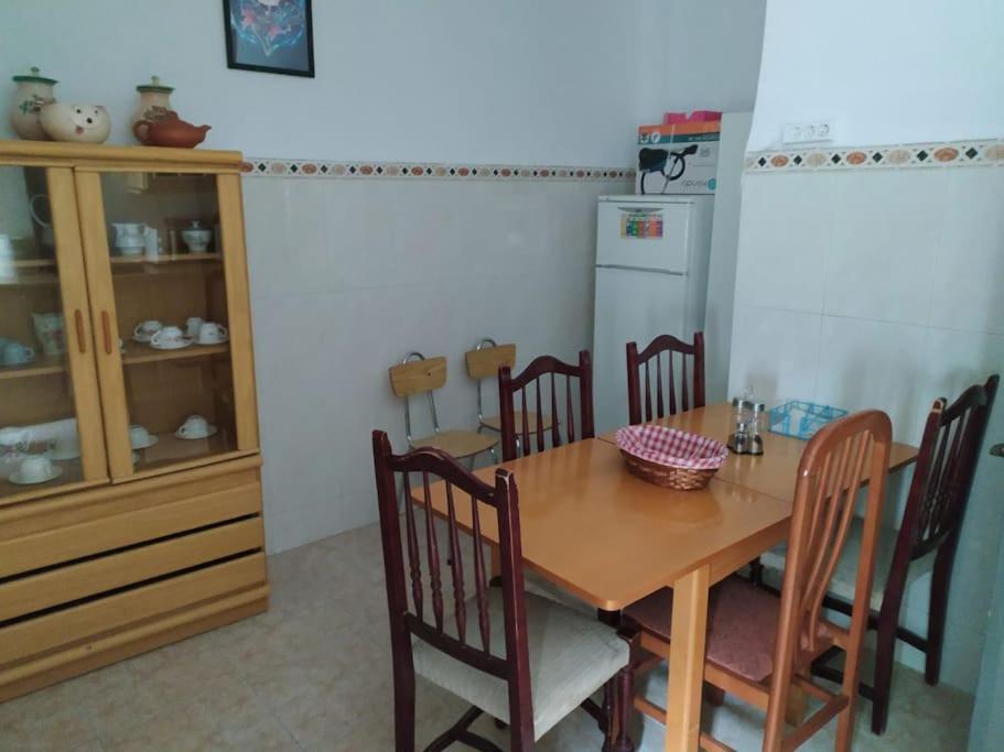 Amplio Piso En Centro Con Balcon Lägenhet Cuenca  Exteriör bild
